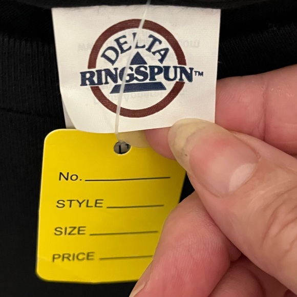 🆕Delta Ring Spun black graphic tee. Size M. NWT. - Picture 6 of 11